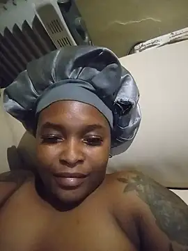 Lavendaxx live cam on StripChat