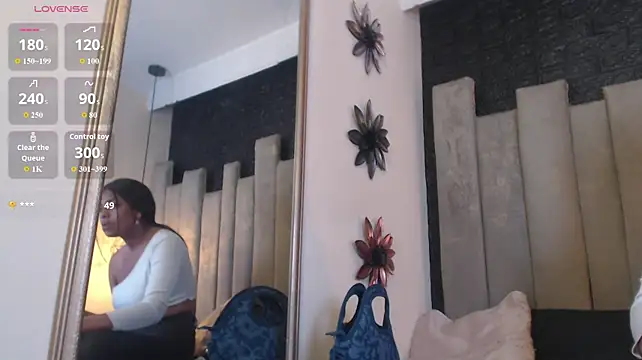 MisRoos live cam on StripChat