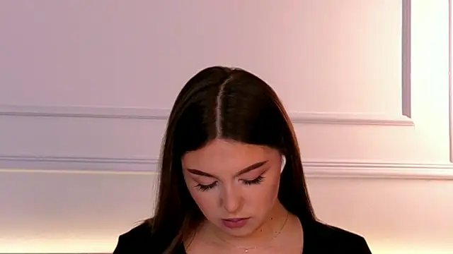 _Tessa_May_ live cam on StripChat