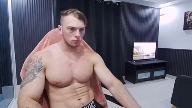 YourHotGreg live cam on StripChat