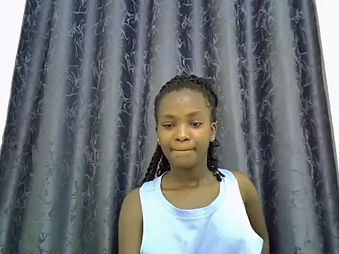 Lynne_pretty4