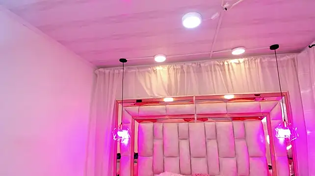 Francesca_Skuirt