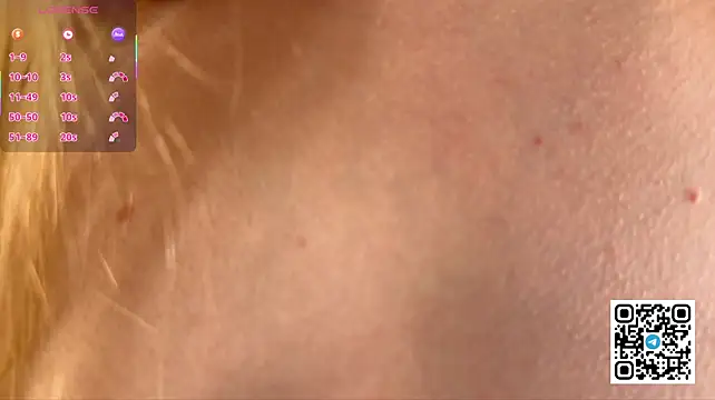 pestiyilinet live cam on StripChat