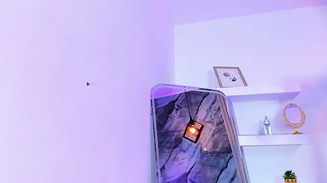 IsabellaMonet webcam