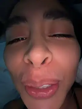 sophierooy22 webcam