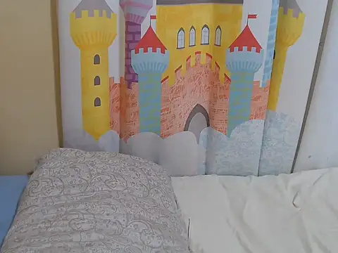 zeina_gen webcam