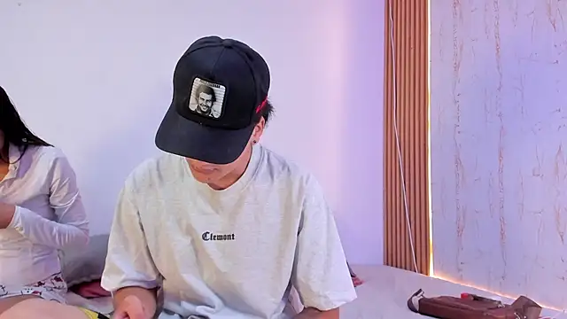 two_milkyway live cam on StripChat