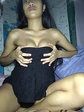 EyaChixx live cam on StripChat