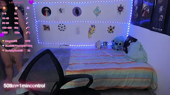 Cherry_blush_ live cam on StripChat