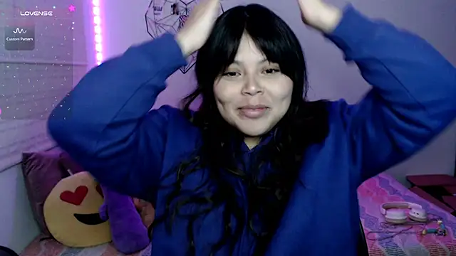 EllieMoonX live cam on StripChat