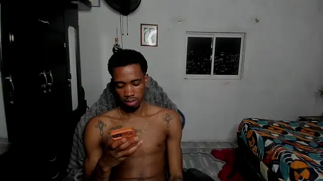 Kofi_exotic_2 live cam on StripChat