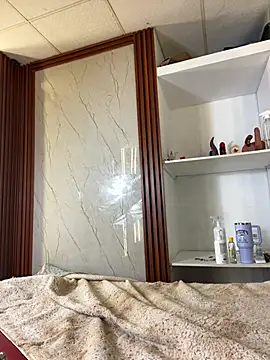 Eva_Feller69