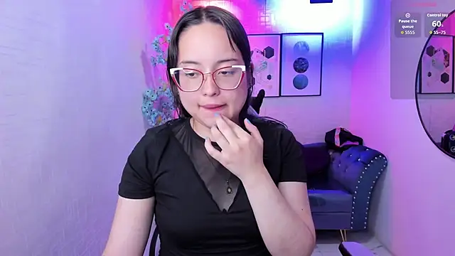 Shady_bug live cam on StripChat