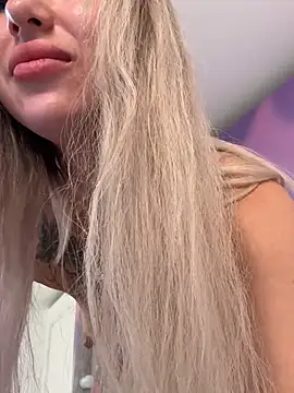 TeaseBabeXXX live cam on StripChat