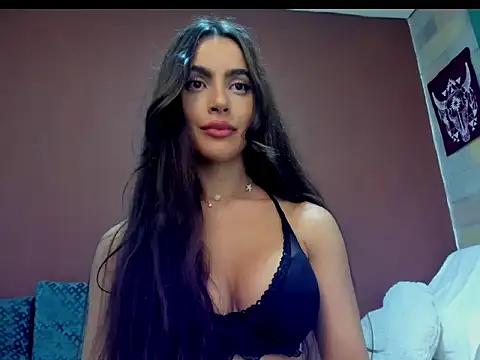 maeve_mackey live cam on StripChat