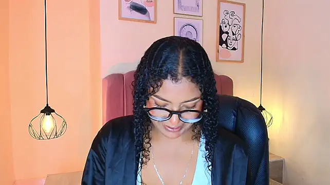 Afroditaa_19 live cam on StripChat