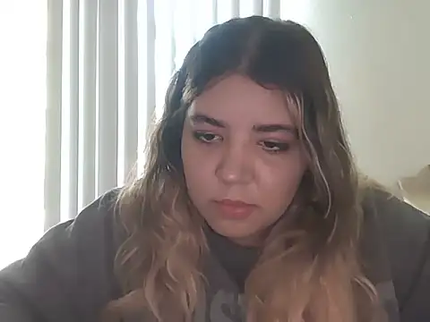 Alinesouza97 live webcam