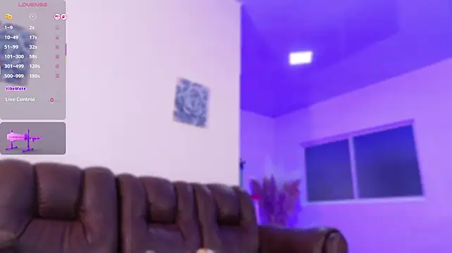 lara_giraldo live cam on StripChat