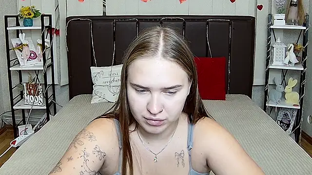 LauraHlot live cam on StripChat