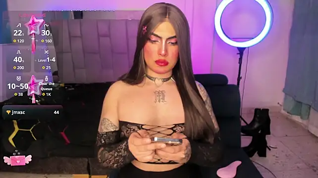 Sophie_whitexxx live cam on StripChat