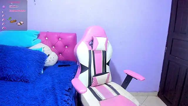 crissn0707 live cam on StripChat