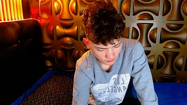 cruz_dante live cam on StripChat
