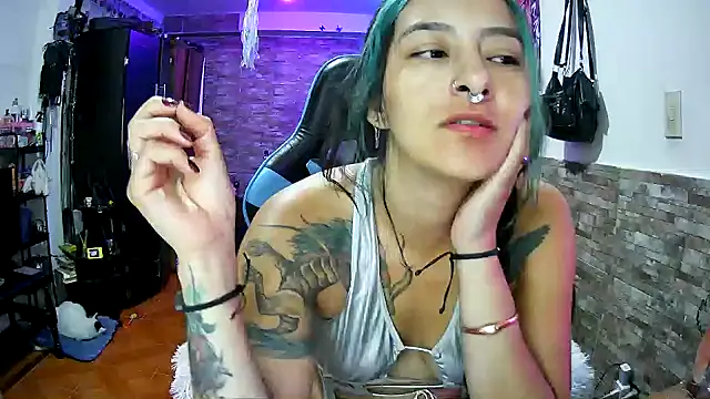 AngelaQueen_ live cam on StripChat
