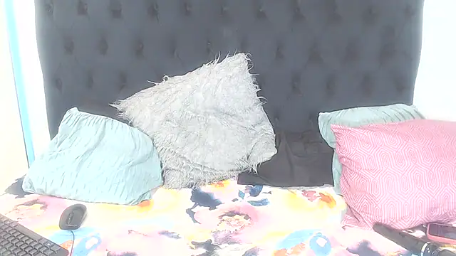 BootyClitQueen live cam on StripChat