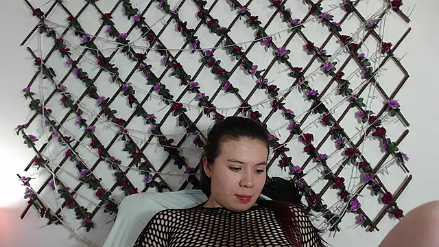 Samantha_Wallker live cam on StripChat