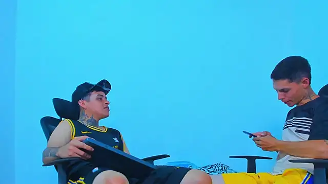 Thomas-Wil live cam