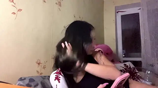 nastikbambas (F teen) - slap boobs
