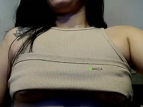 isa_cruzx live cam on StripChat