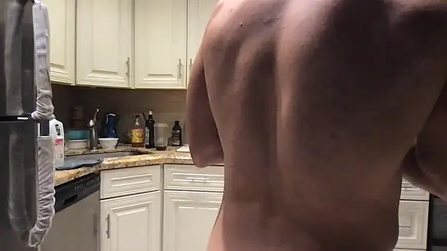 BigGuyMuscle live cam on StripChat
