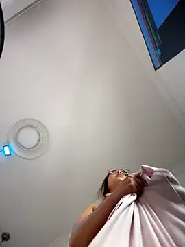 hannahst_ live cam on StripChat