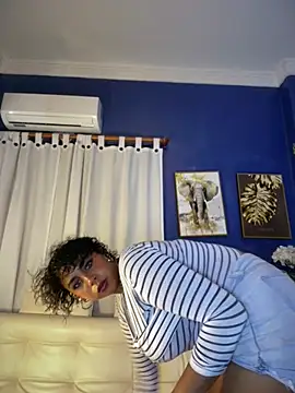 SamaraDesire live cam on StripChat