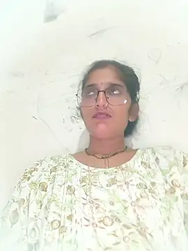 Pooja_shre live cam on StripChat