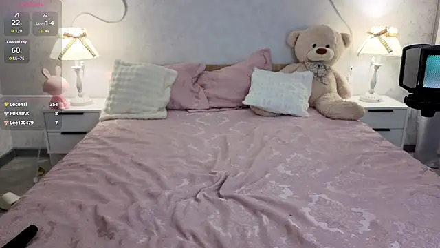 kittysocutie live cam on StripChat