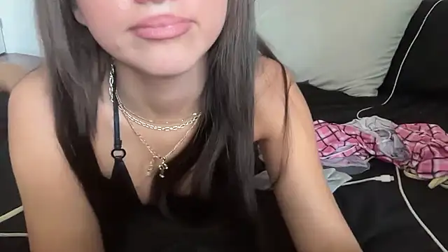 stellapearll's Live Sex Cam Show