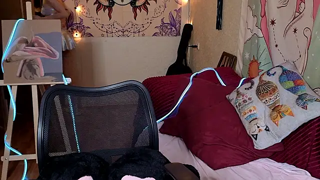 stella_naughty live cam on StripChat