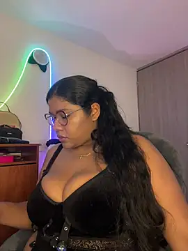 shemale paola091 blowjob show live sex on webcam