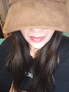 Amarteverdaderamente live cam on StripChat