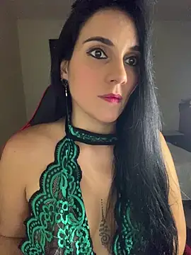 Miaswwe live cam on StripChat