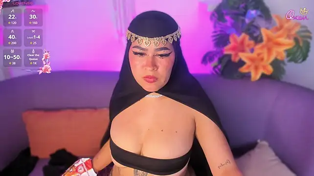 may_hadi (F young) - show boobs zoom
