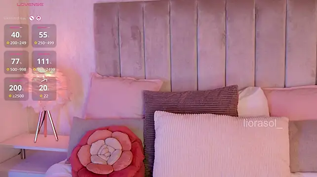 Liora_Sol webcam