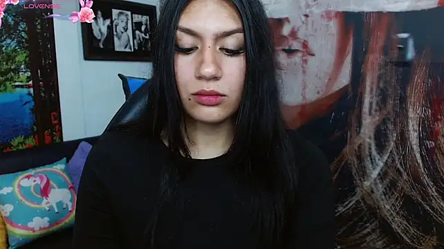 gigi_gilt_ live cam on StripChat