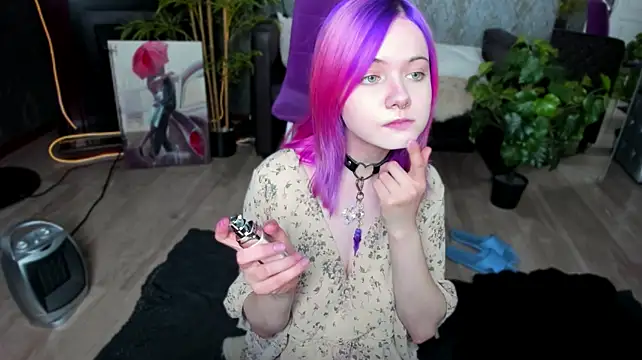 Miiu_miiu live cam on StripChat