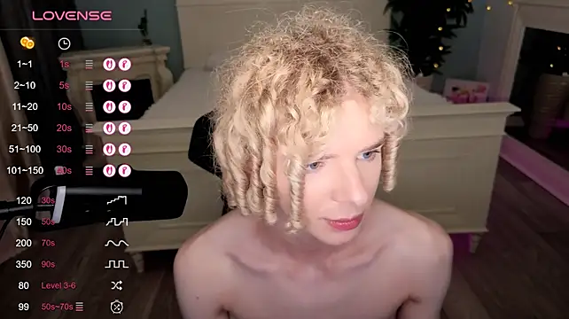 Kudi_Minnt live sex cam