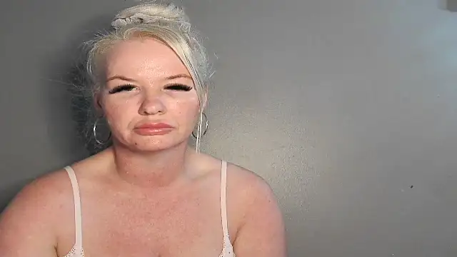GymBunny_Grace live webcam