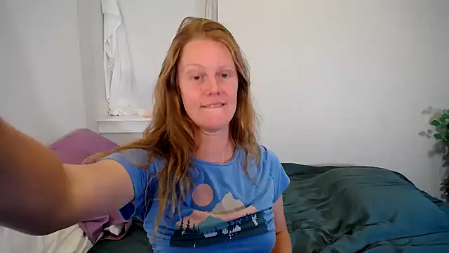 naughtyfox89 live webcam