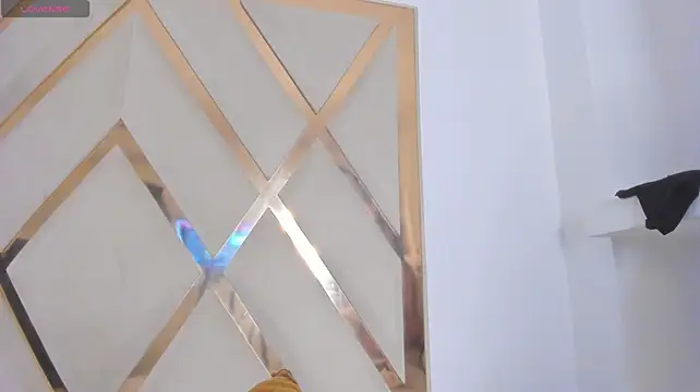 gabycutee_ (F young) - destroy my pussy whit dildo 🍆🍆